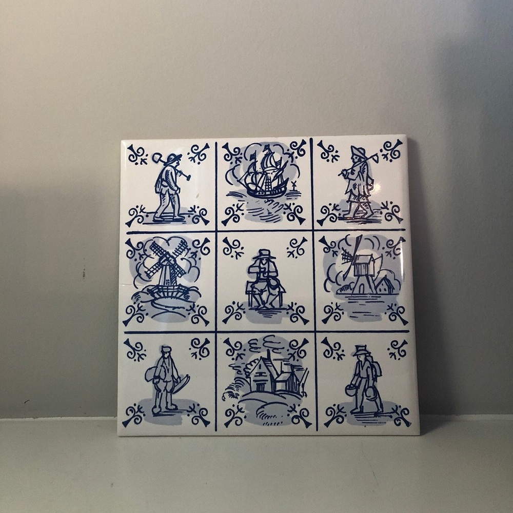 Kitchen tile